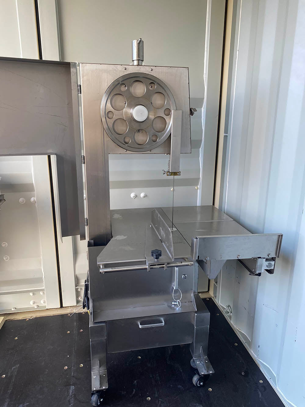 Meat and Bone Saw Machine 400